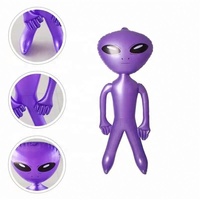 Décoration de fête de dessin animé drôle personnalisé jouets en PVC Alien gonflable pour enfants pour la publicité