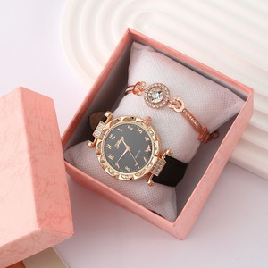 <span class=keywords><strong>Cadeau</strong></span> <span class=keywords><strong>de</strong></span> mariage 2 pièces, montre à quartz <span class=keywords><strong>de</strong></span> luxe <span class=keywords><strong>pour</strong></span> <span class=keywords><strong>femme</strong></span>, ensemble <span class=keywords><strong>de</strong></span> bijoux, strass, or rose, souvenir <span class=keywords><strong>de</strong></span> mariage, <span class=keywords><strong>cadeau</strong></span> <span class=keywords><strong>pour</strong></span> les invités, gravé - Product Image 2