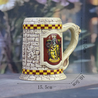 Chope à bière en porcelaine style château royal bavarois vintage 550 ml, avec relief 3D complexe, mug à vin/bière écologique réutilisable avec poignée en aluminium