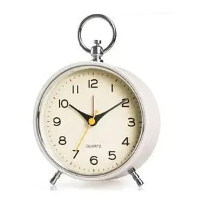 Jam Alarm logam Analog untuk anak, Jam Alarm Retro dengan lampu Snooze tidak berdetik, jam meja dioperasikan dengan baterai, jam Alarm untuk anak-anak