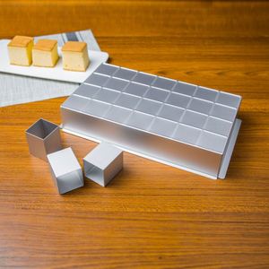 Moldes para Hornear con Forma de Números, Moldes Cuadrados para Pasteles, Juego de Moldes Apilables con Forma de Letras para Hornear, para Bodas y Cumpleaños, con 12 Piezas - Product Image 3