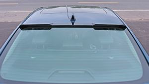 Accesorios para Auto Welta, Alerón de Techo Trasero con Aspecto Original Facelift, Diseño de Fibra de Carbono Negra, Plástico ABS con Acabado Pulido - Product Image 6