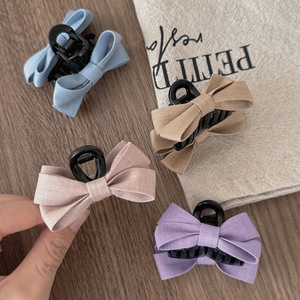 กิ๊บติดผมโบว์เล็ก 6 ซม. สำหรับผู้หญิง ทำจากผ้า ทำมือ ดีไซน์หรูหรา สไตล์เจ้าหญิง เครื่องประดับผมสำหรับมัดครึ่งศีรษะ ตกแต่ง<span class=keywords><strong>ผม</strong></span>ด้านหลัง <span class=keywords><strong>หน้าม้า</strong></span> และหน้าผาก - Product Image 5