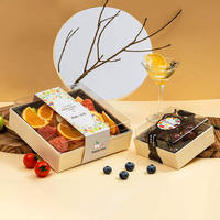 Boîte alimentaire carrée en bois biodégradable jetable personnalisée et boîte à charcuterie pour sushis, gâteaux, pâtisseries et emballages cadeaux