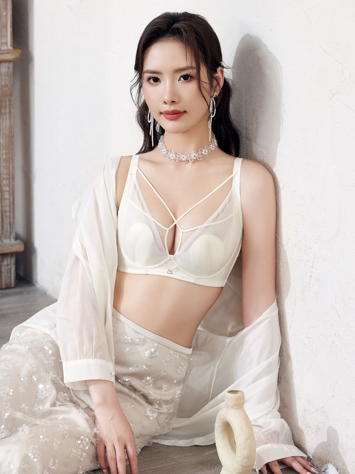 พระอาทิตย์ยามเช้าสีขาว