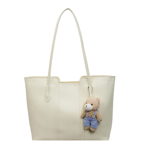 <span class=keywords><strong>Sac</strong></span> fourre-tout en cuir <span class=keywords><strong>souple</strong></span> avec pendentif ours mignon, <span class=keywords><strong>sac</strong></span> de shopping pour femmes pour le travail quotidien et les voyages - Product Image 3