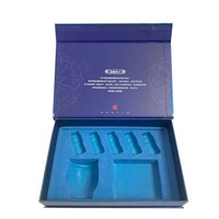 Boîte d'emballage rigide en carton recyclable de luxe en forme de livre avec double rabat, design gaufré, finition mate 2 mm, boîtes en mousse EVA