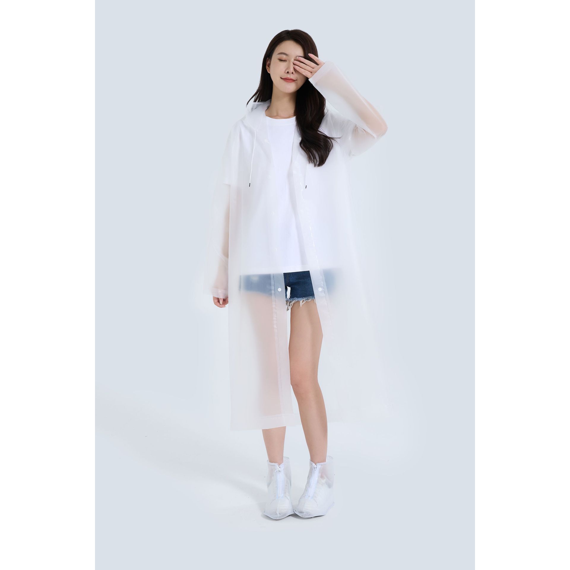 Imperméable blanc emballé individuellement
