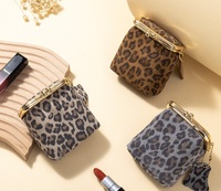 AL1073 Étui en cuir avec support unique personnalisé léopard, magnétique, présentoir de pièces de monnaie de luxe, étuis pour rouge à lèvres vides vintage chinois