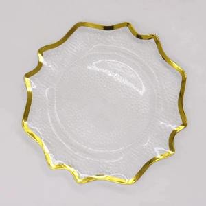 Platos Base Transparentes Acanalados con Borde de Perlas de 13 Pulgadas, Platos de Plástico para Decoración de Fiestas, Venta al por Mayor - Product Image 1