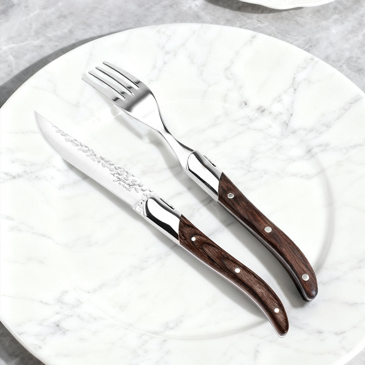 Couteau/fourchette à steak style Laguiole