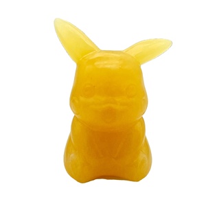 Vente en gros de sculptures de pierres de guérison naturelles en cristal, sculptures de dessins animés en fluorite, Pokémon Pikachu, Bulbasaur - Product Image 1
