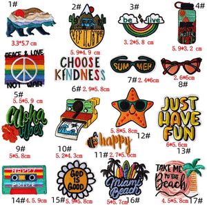 Sac à chapeau en gros patchs brodés fer à repasser sur transfert de chaleur multicolore plage voyage Style petit patch de broderie pour sac à dos - Product Image 4