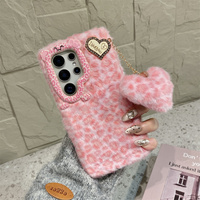 Coque de téléphone Kawaii Girly Fluffy à imprimé léopard avec oreilles de chat pour Samsung Galaxy S26 Ultra S25 S23 A57 A56 avec pendentif cœur pompon