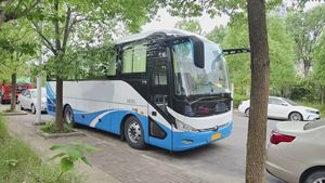 Un Autobus Turistico ZK6907H6Y da 38 Posti È Stato Registrazione nel <span class=keywords><strong>Dicembre</strong></span> <span class=keywords><strong>2023</strong></span>. - Product Image 2