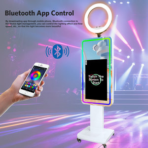 Nueva cabina de fotos de espejo de 21,5 pulgadas <span class=keywords><strong>Vogue</strong></span> con soporte de Metal Smart Magic Touch Screen Photo Booth Mirror para fiesta de boda - Product Image 1