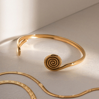 Nouvelle bobine de moustique en acier inoxydable plaqué or 18 carats en acier inoxydable anneau uni Bracelet ouvert pour les femmes