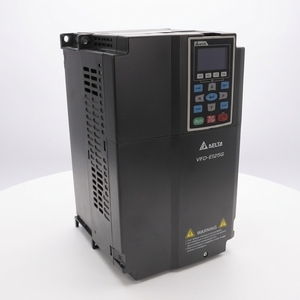 มอเตอร์ AC รุ่น VFD150CP43B-21 ขนาด 380V 15kW จำนวน 3 ตัว สำหรับไดรเวอร์ปรับความถี่ VFD พร้อมจำหน่ายในสต็อก - Product Image 1