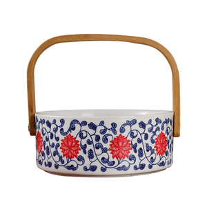 Cesta de frutas de cerámica Master Gu con asa de madera, diseño rojo y azul, para almacenamiento de aperitivos en la sala de estar - Product Image 5