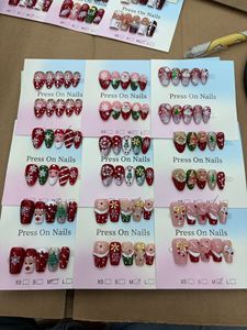 <span class=keywords><strong>Uñas</strong></span> Postizas Acrílicas <span class=keywords><strong>de</strong></span> <span class=keywords><strong>Diseño</strong></span> Navideño Limitado, Estilo Aleatorio, Verificación por Video, Hechas a Mano, Forma Almendrada y Cuadrada, Puntas Artificiales para Dedos, Tallas S, M, L - Product Image 6