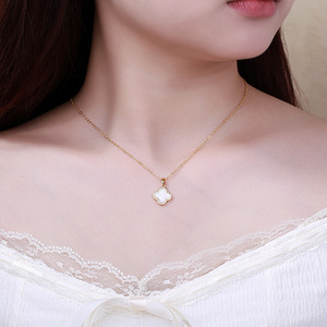 Collar con Colgante de Trébol de Cuatro Hojas, Chapado en Oro/Plata con Circonitas, Elegante Gargantilla con Dije de Concha/Esmalte para Mujer, 4 Estilos Disponibles - Product Image 2