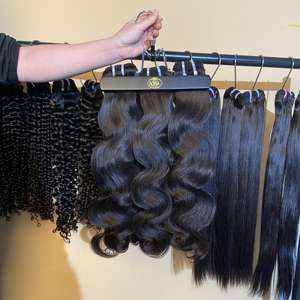 Vietnamesischer Rohhaar-Extensions-Anbieter: Body Wave Rohhaar, Unverarbeitete Bündel mit Ausgerichteter Kutikula, Doppelt Gewebte Echthaar-Extensions - Product Image 1