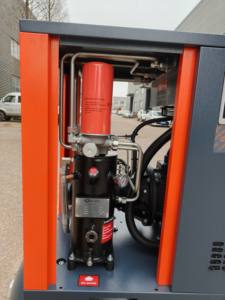 Compressore d'Aria a Vite OEM VSD 15KW 8BAR, Raffreddamento ad Aria, Industriale, Stazionario, Alimentazione AC, Lubrificazione a Olio, Motore, Pompa, Serbatoio d'Aria, Gruppo Compressore - Product Image 3