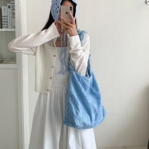 Mercancía General, Bolso Tote de Hombro con Bordado Fresco Estilo Coreano Verano 2026 para Mujer, Gran Capacidad, Artístico, Casual - Product Image 2