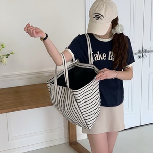 Sac de plage en toile rayée blanche pour femmes sac de plage de grande capacité sacs de plage d'été réutilisables - Product Image 3