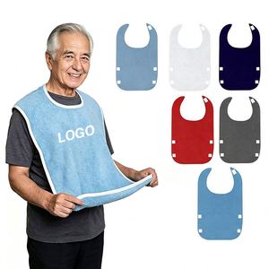 Babero Impermeable para Adultos Mayores, Protector de Ropa Lavable y Reutilizable con Bolsillo Recolector de Migas y Correa Ajustable para Comer - Product Image 1