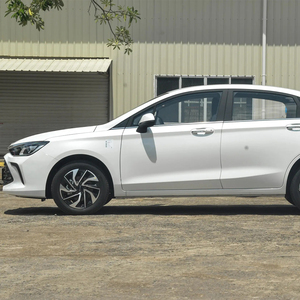 SUV BEIJING U5 PLUS 1.5T Usado Barato, Euro VI, 5 Plazas, Transmisión Izquierda, Origen China para Exportación - Product Image 3