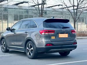 Familiar y Confortable, Usado, 2015, para <span class=keywords><strong>Sorento</strong></span> L 2.4L 6AT Gasolina 4WD Edición Elite 7 Plazas (Euro V) |   Asientos de Cuero Genuino |   Izquierda | - Product Image 4