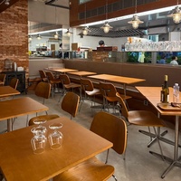 Ensembles de tables et chaises de salle à manger en gros, proposant une variété de designs innovants, adaptés à différents types de restaurants.