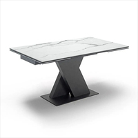 Vente en gros d'ensembles de salle à manger luxueux personnalisés de style moderne nouveau design pieds en fer table rectangulaire siège en cuir pour hôtels restaurants