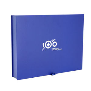 Bosques Papel de lujo Libro azul Caja magnética Cajas de embalaje Cierre Rigit rígido Caja de regalo magnética - Product Image 4