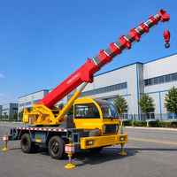 Grue de camion autoportée certifiée CE de 8 tonnes, personnalisée pour les travaux de construction et de maintenance routière