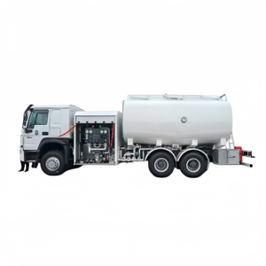 Camion-citerne de ravitaillement aérien de 20 m³ pour carburant d'aviation, idéal pour les services au sol des aéroports - Product Image 1