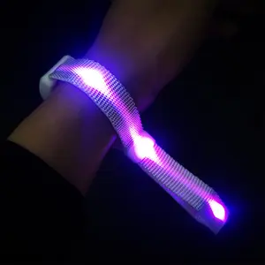 Party Supply Sound Concert Geactiveerd Led Polsband Knipperende Armband Verstelbare Led Polsband