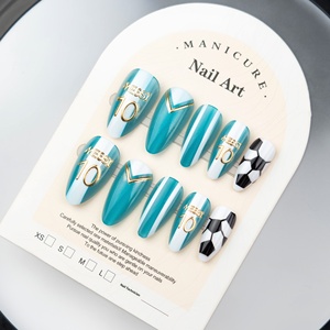 Uñas Postizas Adhesivas de 24 Piezas Estilo Ins con Forma de Almendra y Diseño de Balón de Fútbol, Efecto Iluminador, para Aficionados - ¡Venta Caliente! - Product Image 1