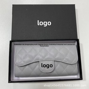 Portefeuille transfrontalier best-seller de haute qualité - Style CF Long Géométrique Grain Caviar - Housse multi-cartes petite taille en toile - Product Image 4