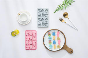 Moldes de Silicona Antiadherentes para Pasteles con Diseño de Chicas en Bikini, Reutilizables, de Grado Alimenticio, Lindos Moldes Magnéticos de Silicona para Chocolate, Dulces y Hielo - Product Image 6