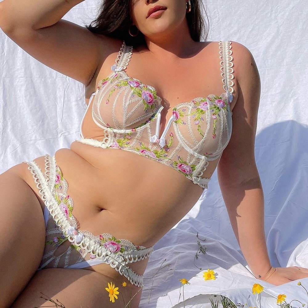 Verified Supplier Bee Lingerie Luxurious Packaging Boxes | Alibaba.com Verified Supplier Bee Lingerie Luxurious Packaging Boxes | Alibaba.com