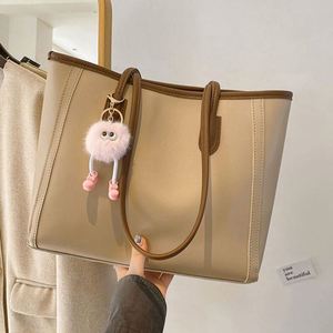 Usa Mairun Model 823 PU Leather Lady Fashion Women Tote Bag Single Strap <b>ZIP</b> Closure Large Capacity Outdoor & Daily Use - Product Image 2