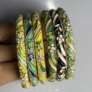 กำไลข้อมือเคลือบลายดอกไม้สไตล์เรโทรสำหรับผู้หญิง ประดับเพชร งานเคลือบแบบโคลอซอน แฟชั่น ราคาถูก สไตล์โบราณ ลายเพ้นท์แบบโปร่ง วัสดุโลหะผสมสีทอง - Product Image 2