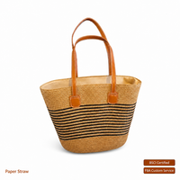 Tas Pantai Anyaman Jerami Kertas OEM Logo Kustom MOQ Rendah Wanita Kapasitas Besar Tas Selempang Boho Keranjang Liburan Grosir