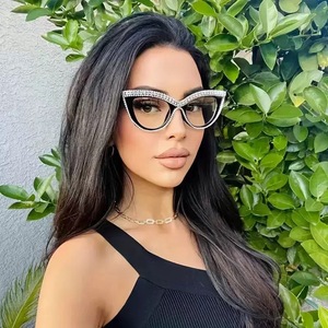 Occhiali da Sole Cat Eye Luccicanti per Donne, Occhiali Decorativi di Lusso per Feste <span class=keywords><strong>in</strong></span> Costume, Occhiali da Sole all'Ingrosso - Product Image 1