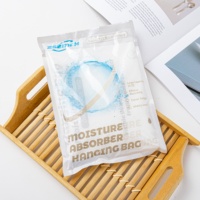 Sac déshydratant déshumidificateur absorbant l'humidité suspendu produits chimiques ménagers polyvalents pour placard de garde-robe absorbe l'humidité