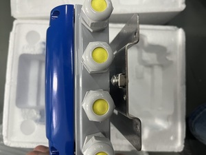 Le convertisseur de débit KROHNE IFC 100 W est équipé d'un grand écran LCD graphique rétroéclairé - Product Image 1