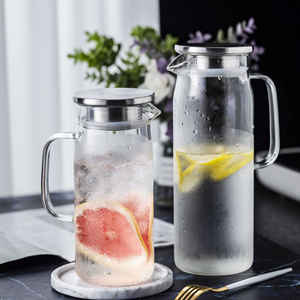 Carafe à eau froide Moritaka Faction en verre 2L, résistante à la chaleur, avec infuseur à fruits pour jus, lait, thé, usage domestique - Product Image 2