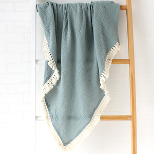 Bán Buôn Rắn Màu Crinkle Cotton Muslin Trẻ Sơ Sinh Sơ Sinh Fringe Bọc Trẻ Con Bằng Tả Khăn Tắm Bé Bọc Chăn Với Tua Trim - Product Image 6